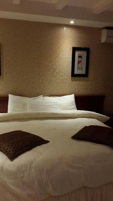 Almeswari Suites Al Bahah Ngoại thất bức ảnh